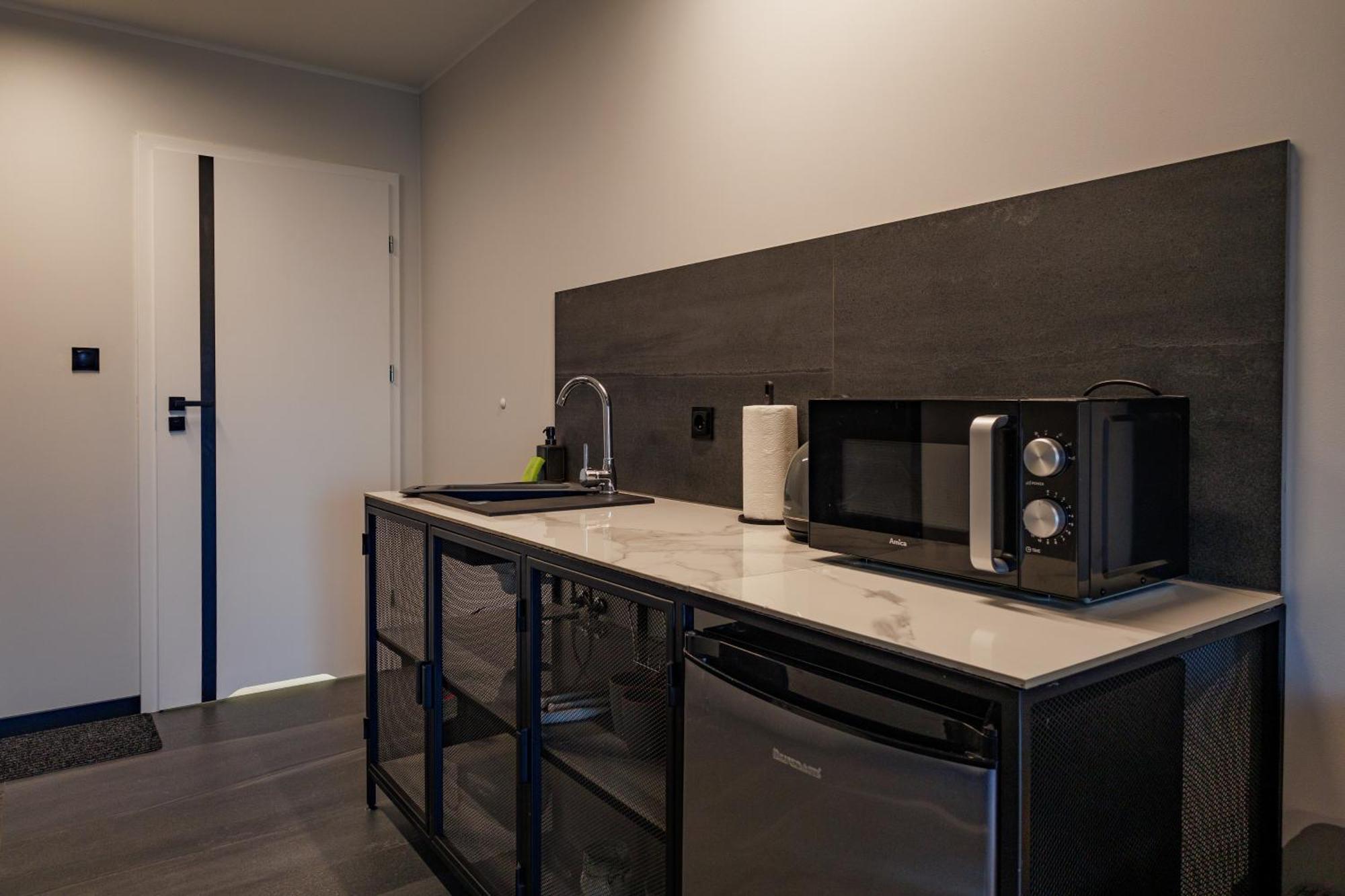 Motlawa Riverside Apartments - Boutique Stay In Гданск Екстериор снимка